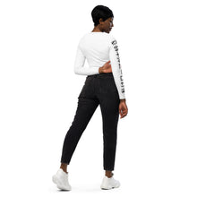 Load image into Gallery viewer, Recycled long-sleeve crop top loveurfreedom