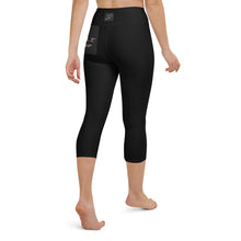 Load image into Gallery viewer, H.E.A.T. Program Capri Leggings